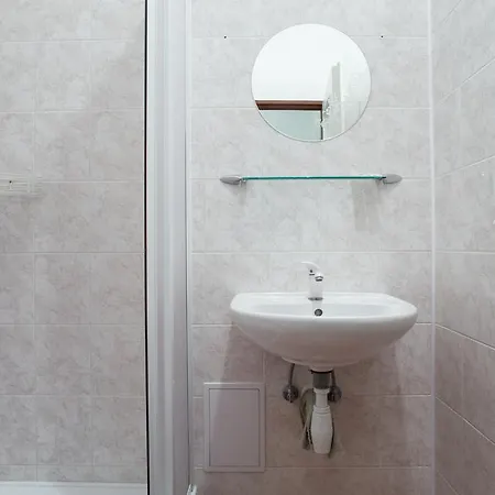 Holeckova Hostel Praag